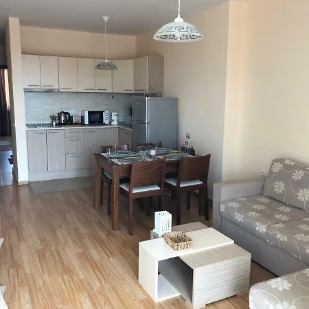 Private In Oxygen סבטי ולאס